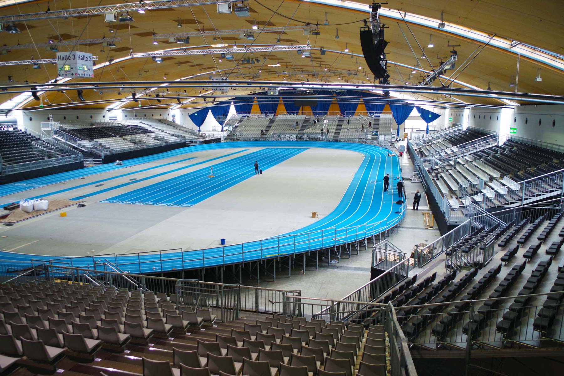Bender Tribünen, Bühnen und Stadien für Sport Veranstaltungen Events484